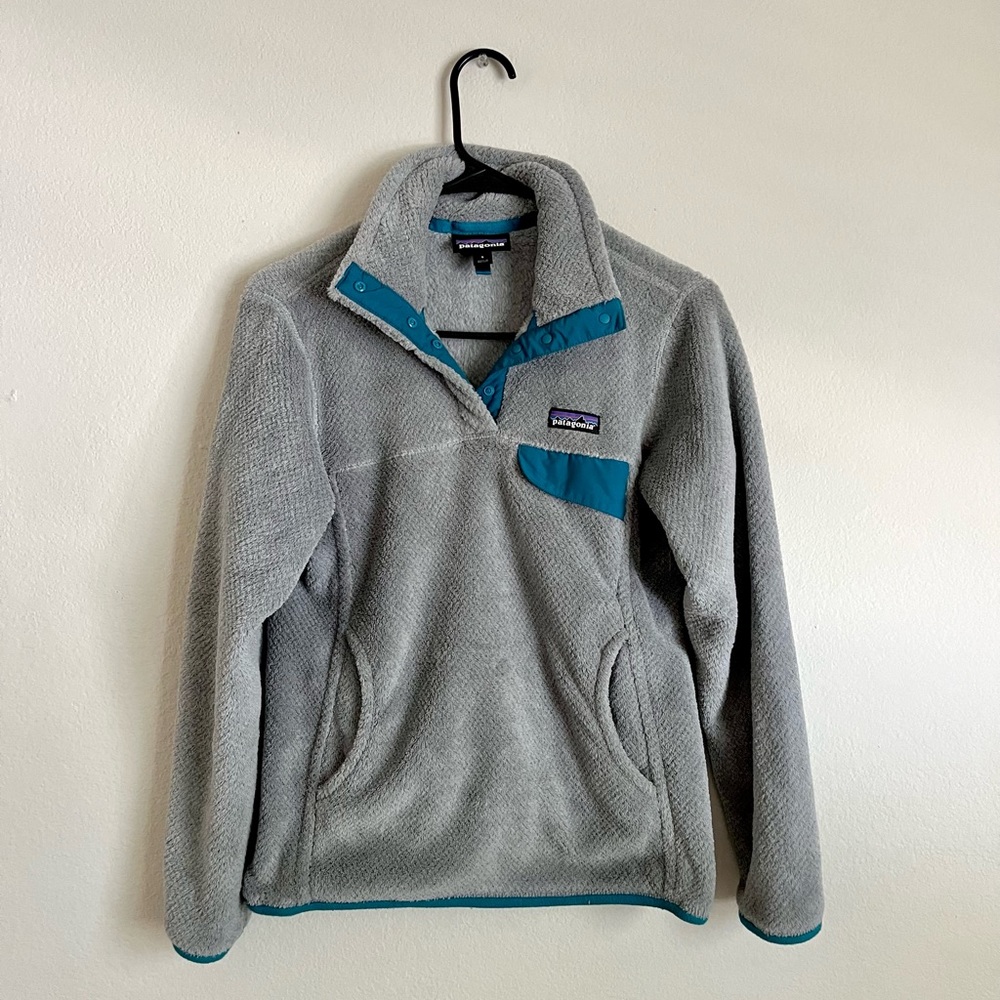 Patagonia Grey and Teal Fleece Pullover